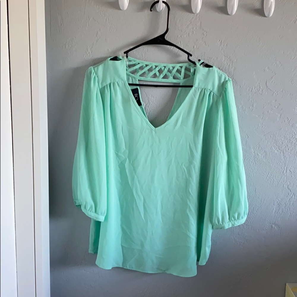 3/4 sleeve blouse